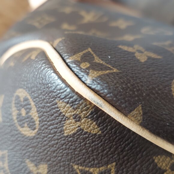 Louis Vuitton Brown Monogram Shoulder Bag - Picture 14 of 16
